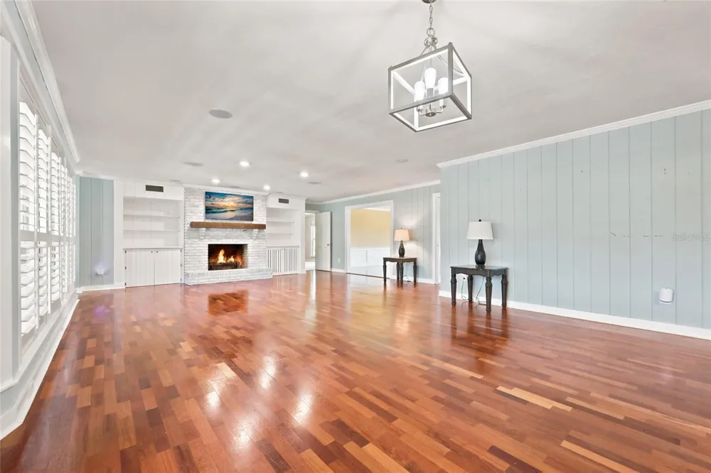 6319 SW 37TH WAY Gainesville, FL 32608
