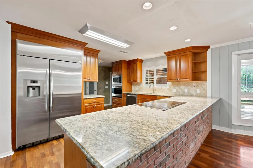 6319 SW 37TH WAY Gainesville, FL 32608