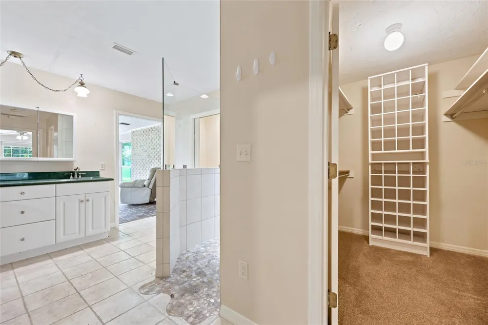 6319 SW 37TH WAY Gainesville, FL 32608