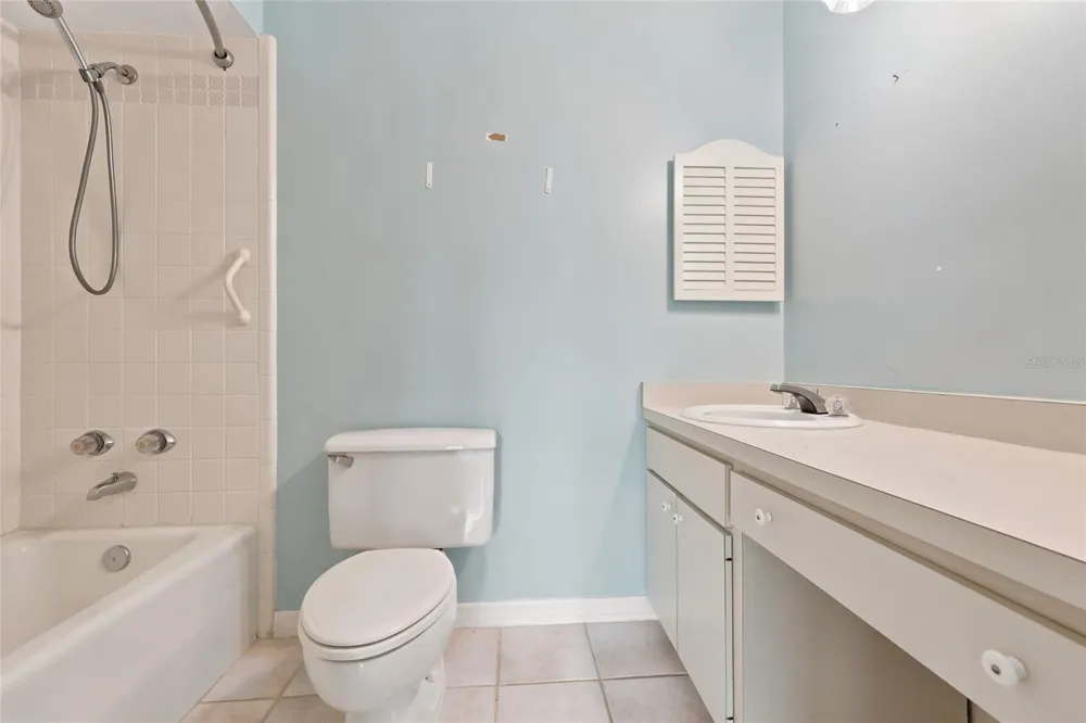 6319 SW 37TH WAY Gainesville, FL 32608