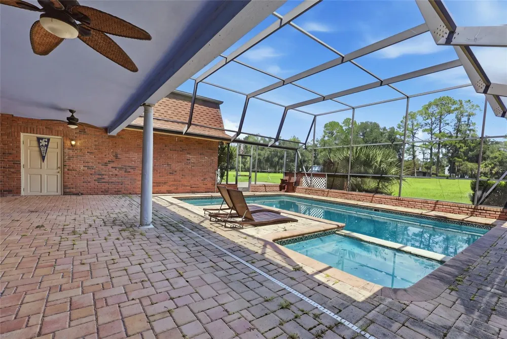 6319 SW 37TH WAY Gainesville, FL 32608