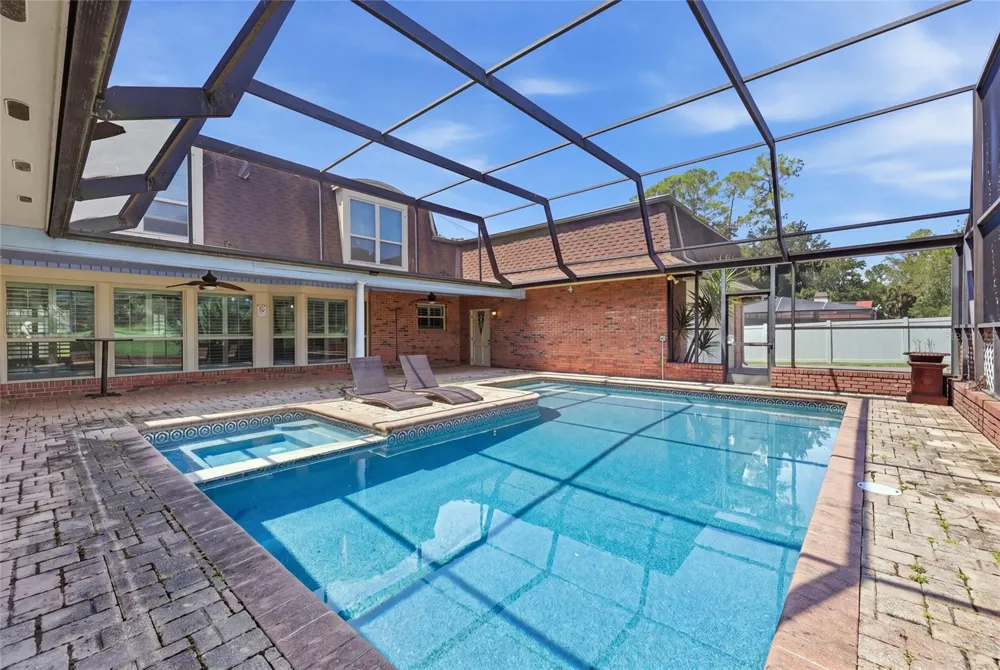 6319 SW 37TH WAY Gainesville, FL 32608
