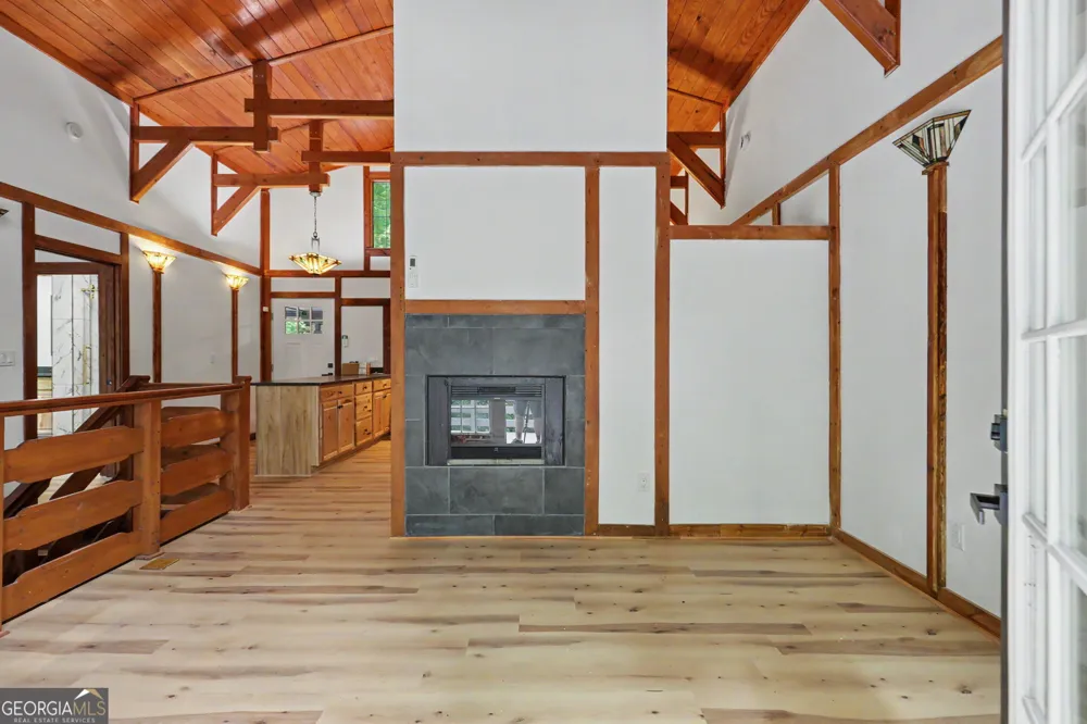 996 Crestview DR Otto, NC 28763
