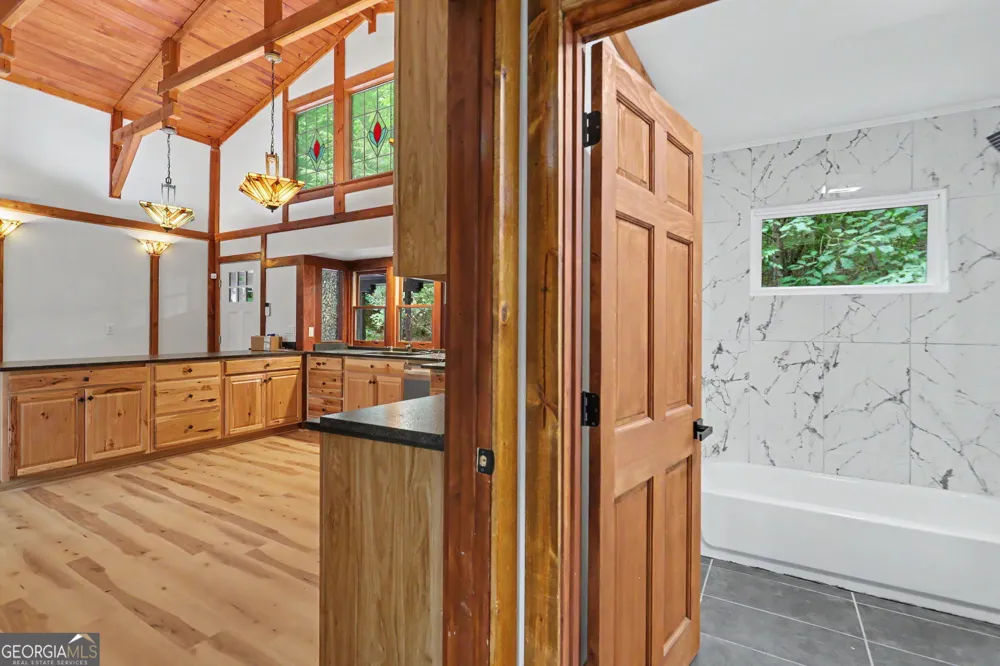 996 Crestview DR Otto, NC 28763