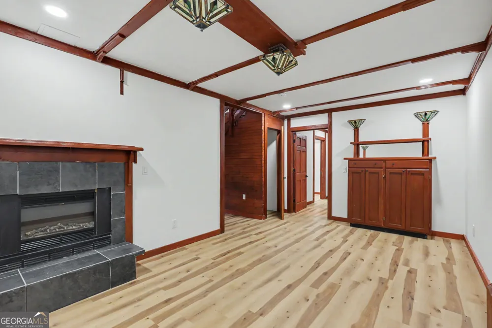 996 Crestview DR Otto, NC 28763