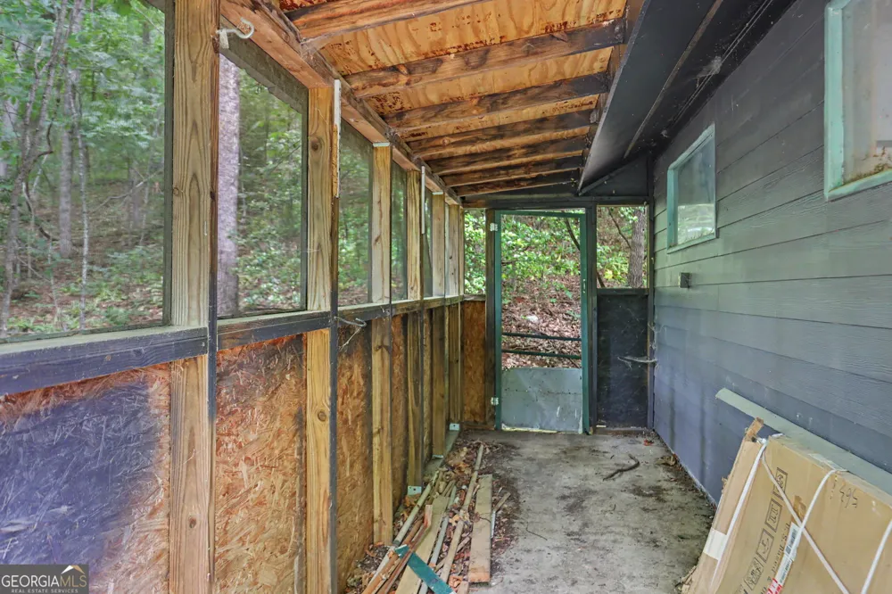 996 Crestview DR Otto, NC 28763