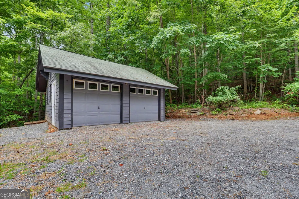 996 Crestview DR Otto, NC 28763