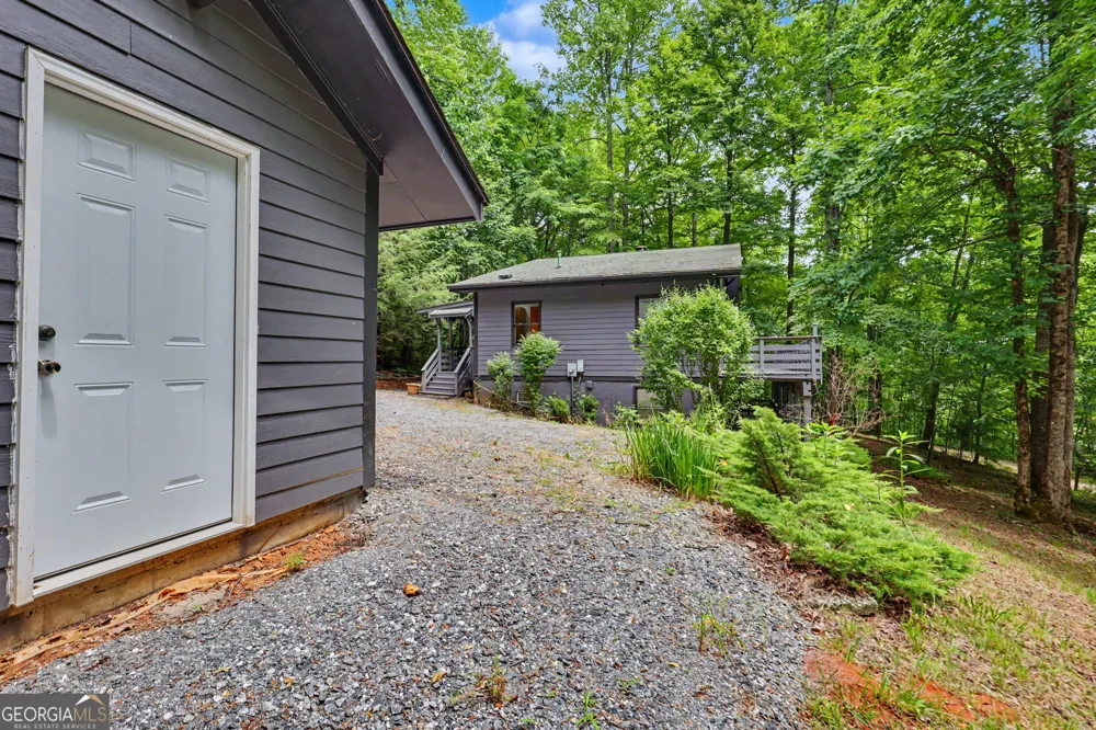 996 Crestview DR Otto, NC 28763