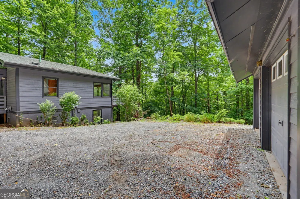 996 Crestview DR Otto, NC 28763