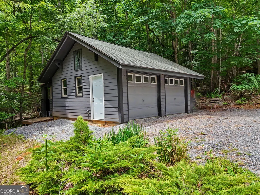 996 Crestview DR Otto, NC 28763