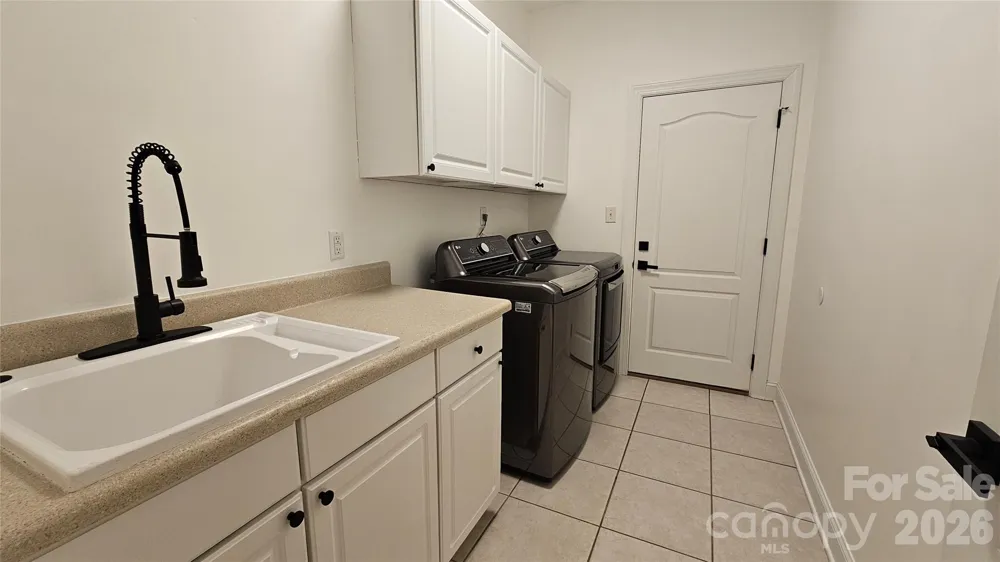 122 Twin Courts Drive Weaverville, NC 28787