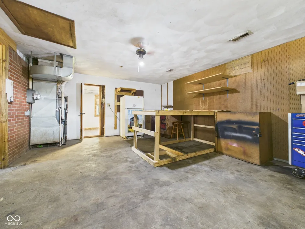 5107 W Hickory Lane Anderson, IN 46011