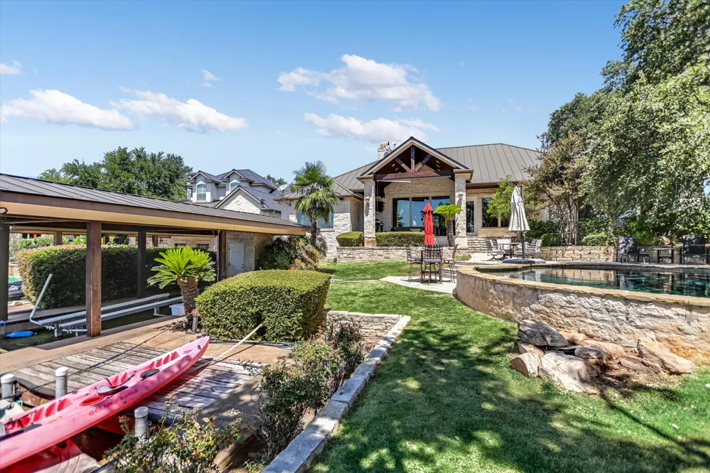 113 Wennmohs Place Horseshoe Bay, TX 78657