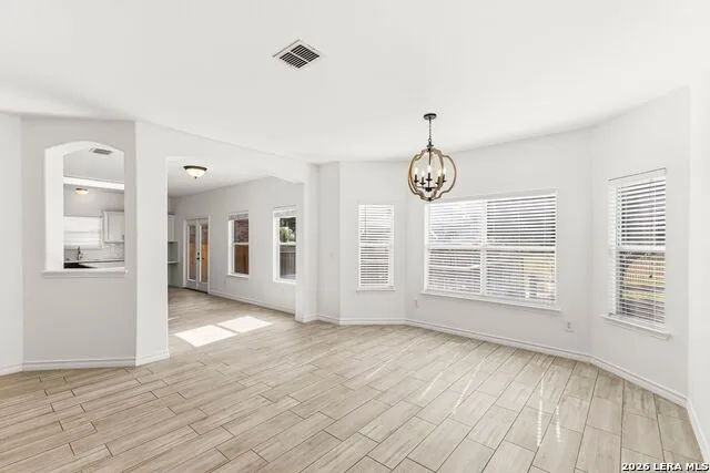 4214 Loring Converse, TX 78109