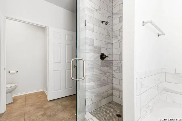 4214 Loring Converse, TX 78109
