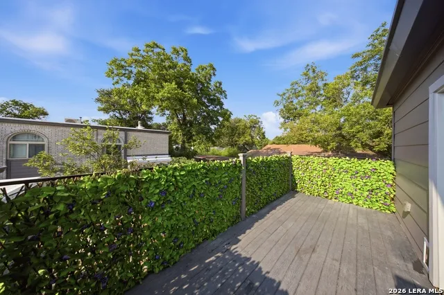 102 VASSAR LN #1 San Antonio, TX 78212