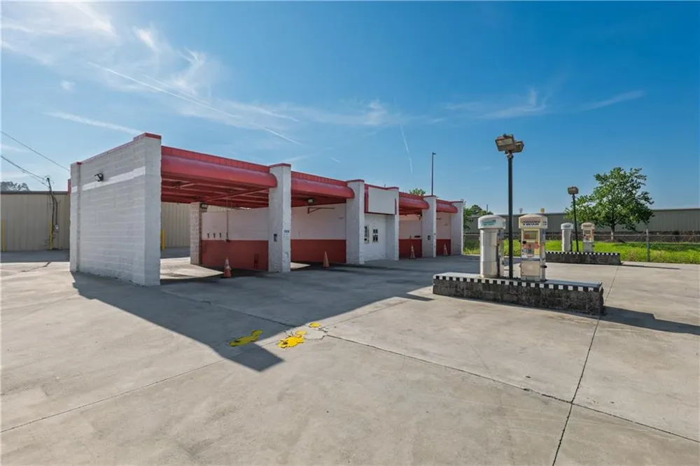 1290 Curtis Parkway SE Calhoun, GA 30701