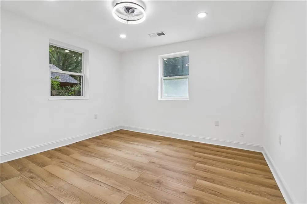 1355 Graymont Drive SW Atlanta, GA 30310