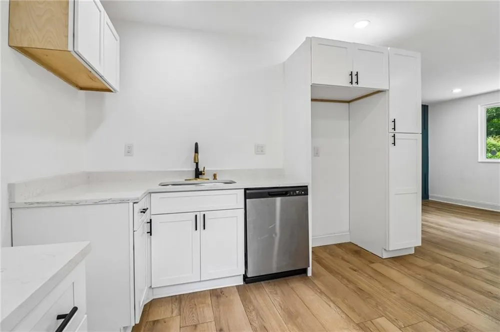 1355 Graymont Drive SW Atlanta, GA 30310