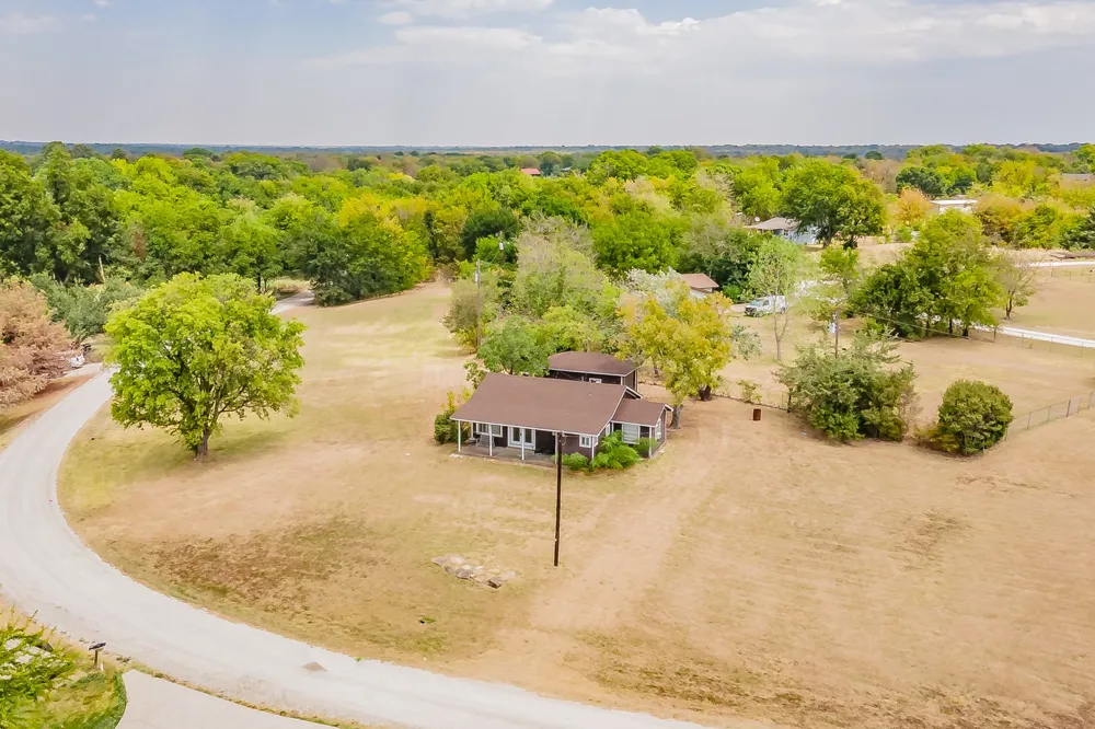 7656 Shoreline Drive Lone Oak, TX 75453