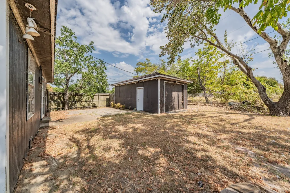 7656 Shoreline Drive Lone Oak, TX 75453