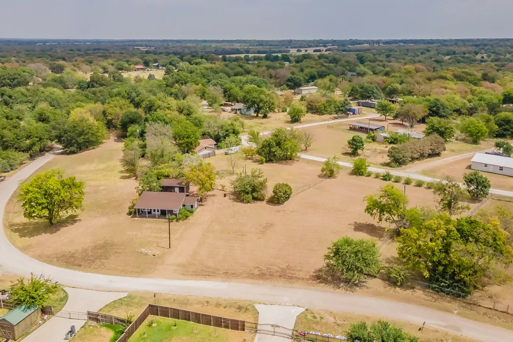 7656 Shoreline Drive Lone Oak, TX 75453