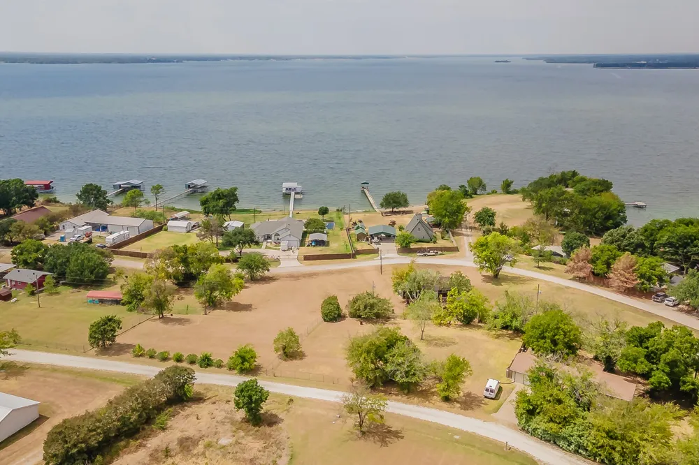 7656 Shoreline Drive Lone Oak, TX 75453