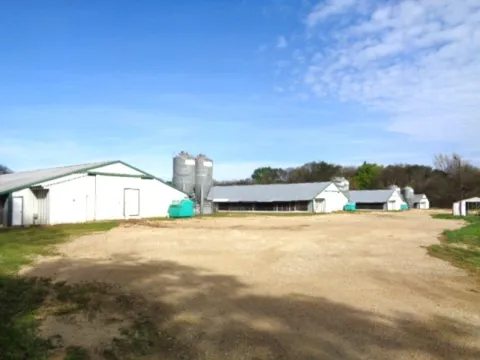 9773 FM 556