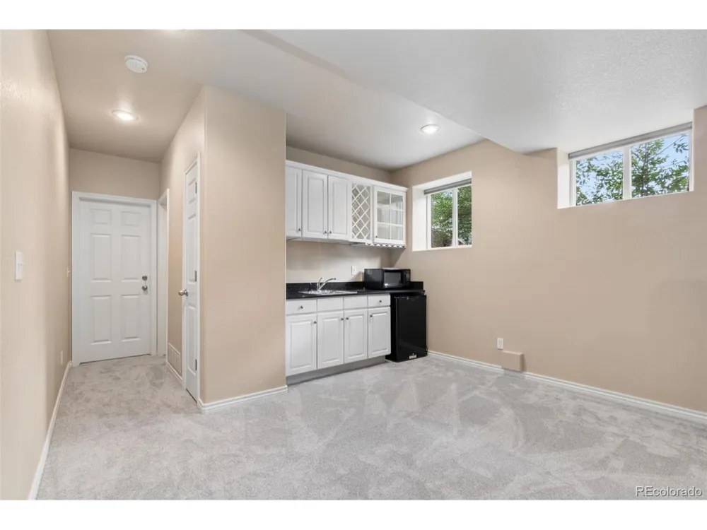 6 Eagle Nest Lane Lyons, CO 80540