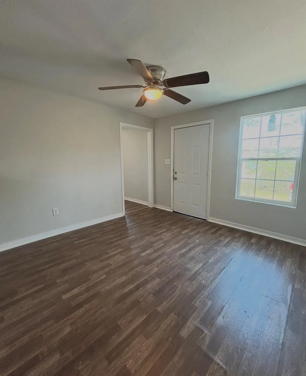 727 W 6th Unit 1 Street Freeport, TX 77541