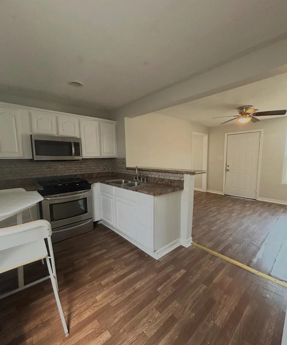 727 W 6th Unit 1 Street Freeport, TX 77541