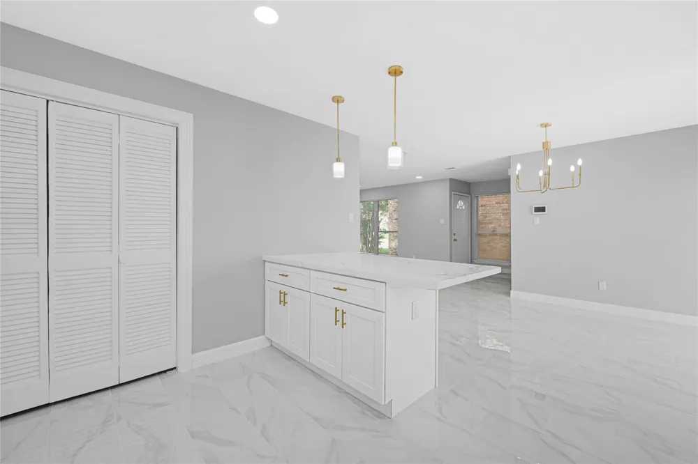 6326 Cambridge Glen Lane Houston, TX 77035