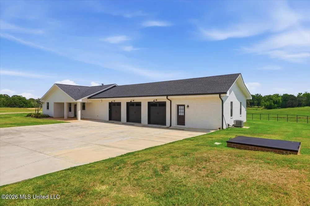 612 U.s. 51 Bogue Chitto, MS 39629