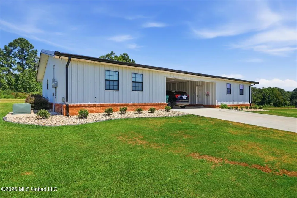 612 U.s. 51 Bogue Chitto, MS 39629