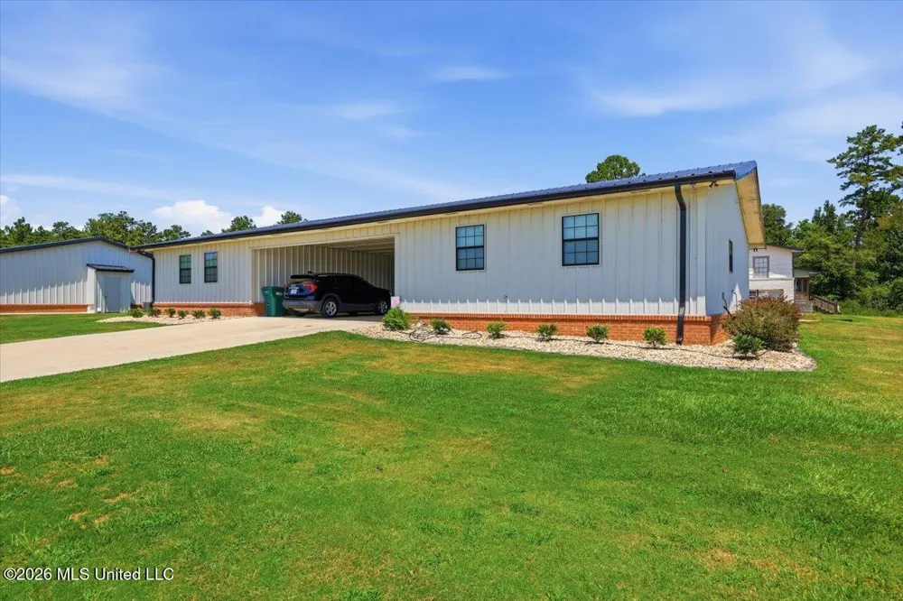 612 U.s. 51 Bogue Chitto, MS 39629
