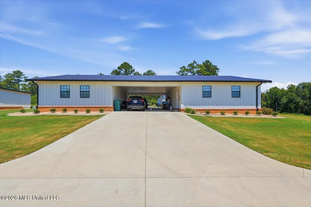 612 U.s. 51 Bogue Chitto, MS 39629