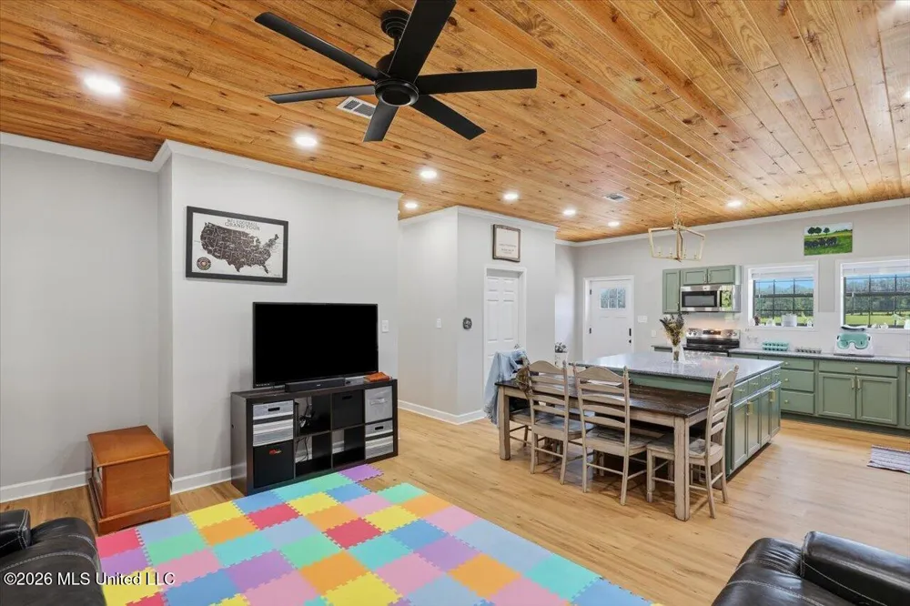 612 U.s. 51 Bogue Chitto, MS 39629