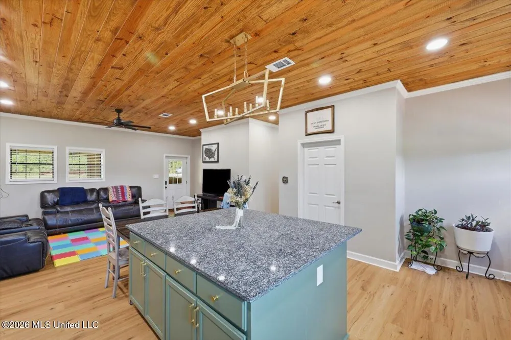612 U.s. 51 Bogue Chitto, MS 39629