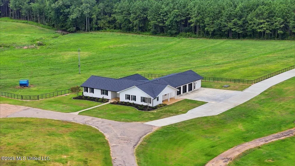 612 U.s. 51 Bogue Chitto, MS 39629
