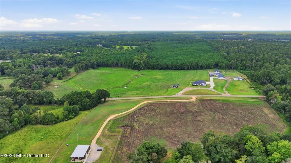 612 U.s. 51 Bogue Chitto, MS 39629