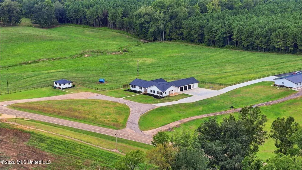 612 U.s. 51 Bogue Chitto, MS 39629