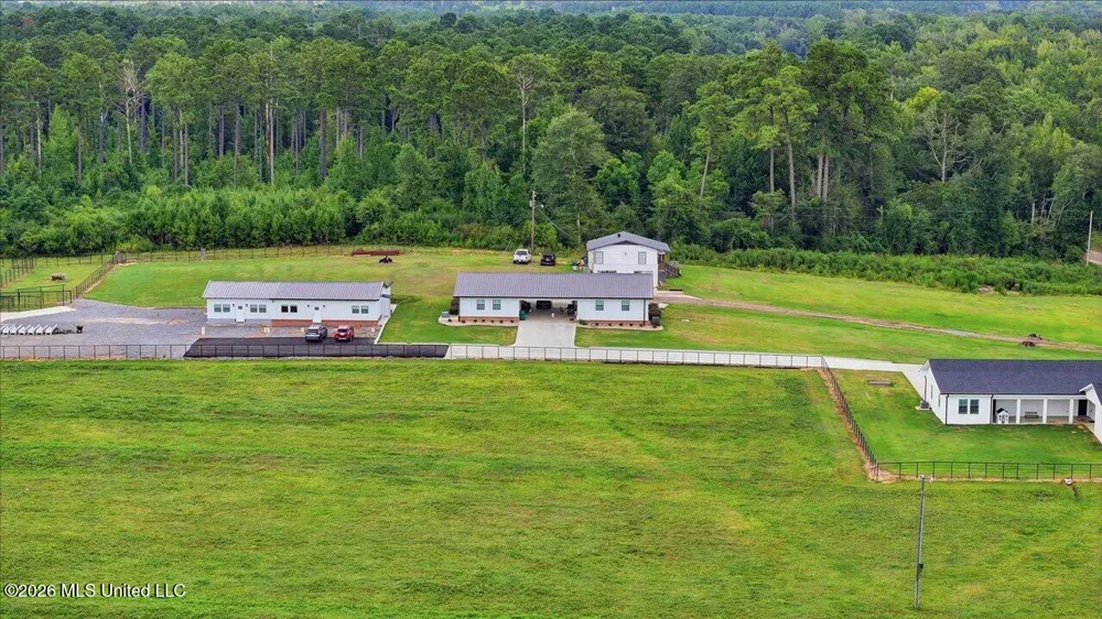 612 U.s. 51 Bogue Chitto, MS 39629