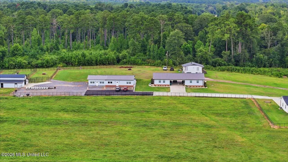 612 U.s. 51 Bogue Chitto, MS 39629