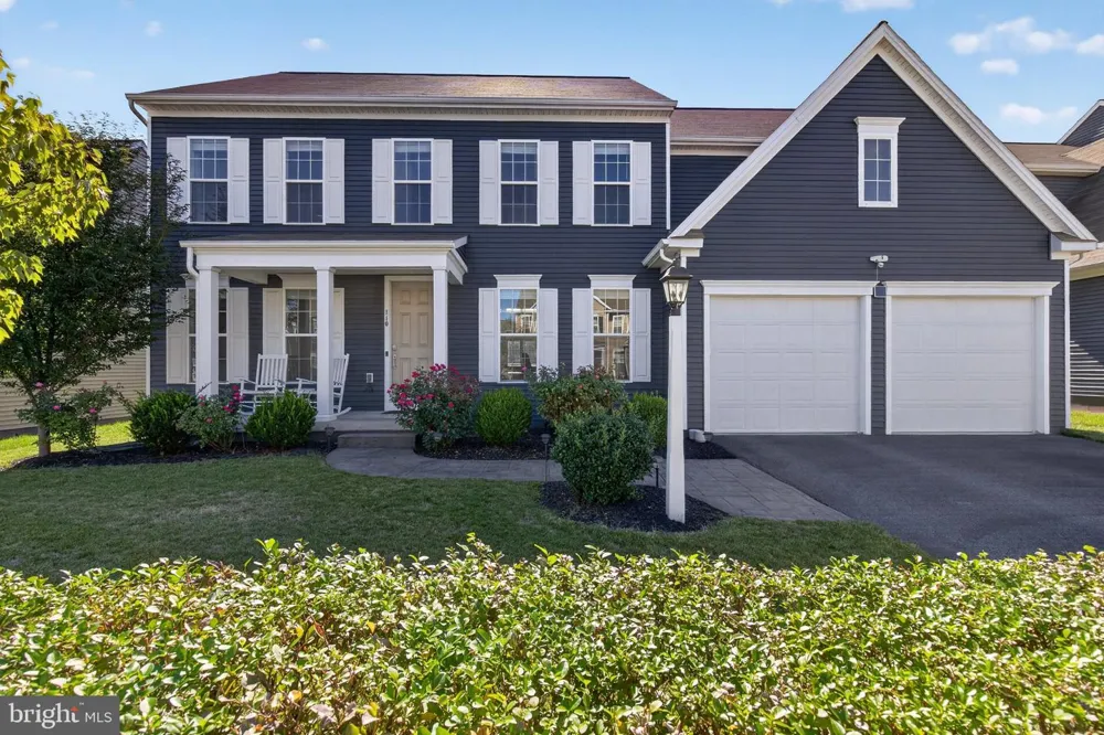 110 BITTERSWEET Mechanicsburg, PA 17050