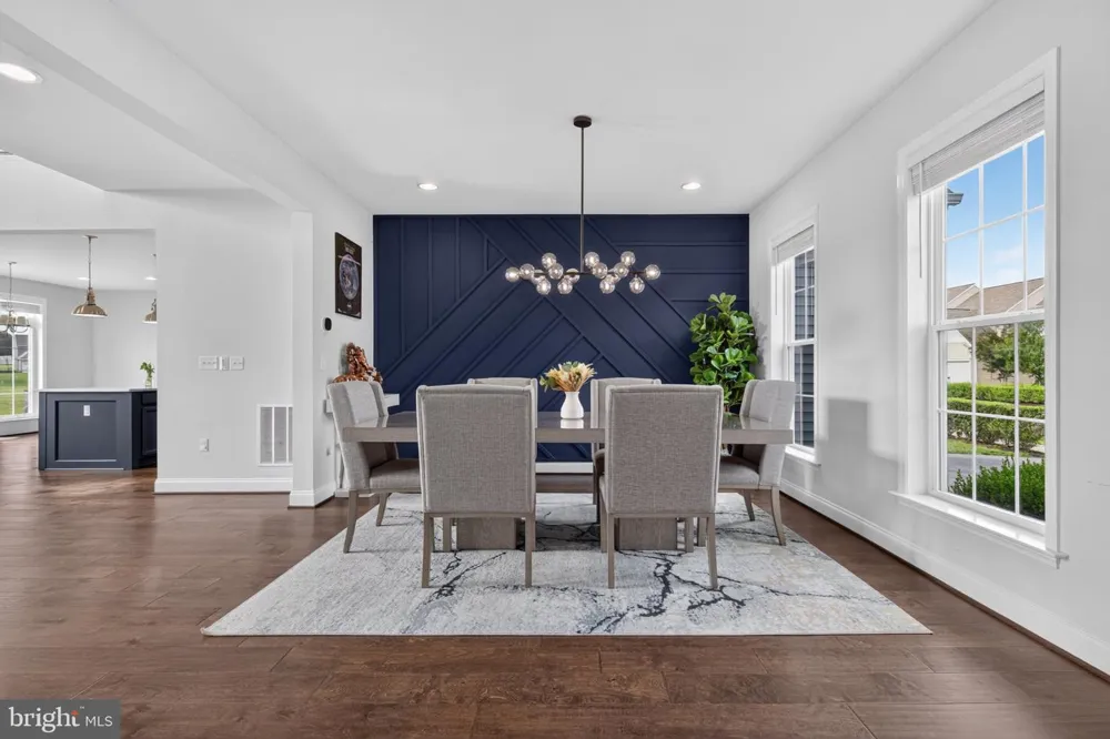 110 BITTERSWEET Mechanicsburg, PA 17050