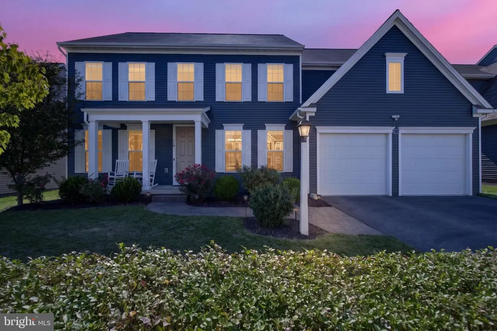 110 BITTERSWEET Mechanicsburg, PA 17050