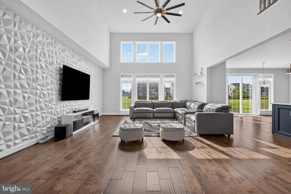110 BITTERSWEET Mechanicsburg, PA 17050