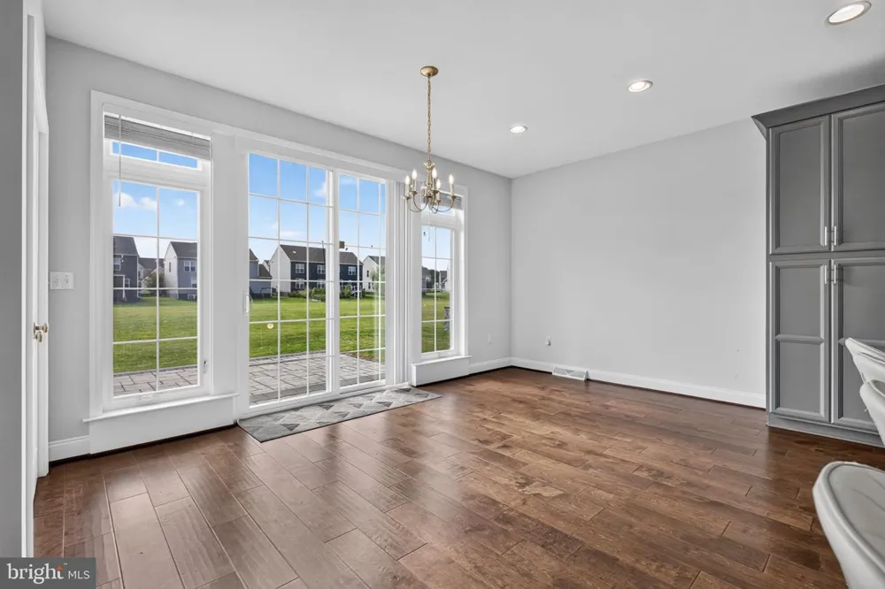 110 BITTERSWEET Mechanicsburg, PA 17050