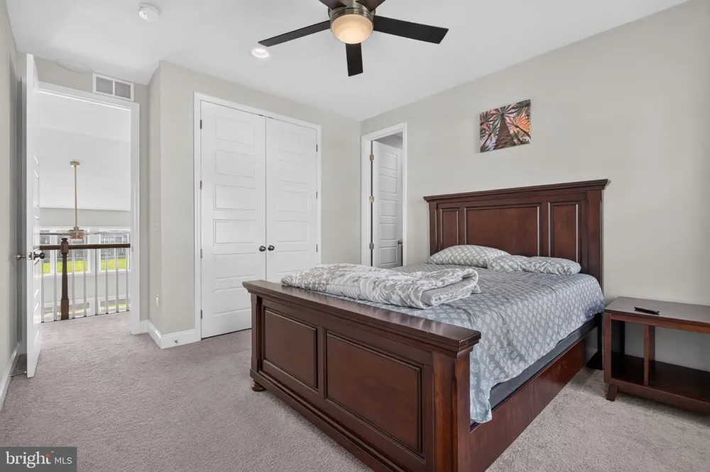 110 BITTERSWEET Mechanicsburg, PA 17050