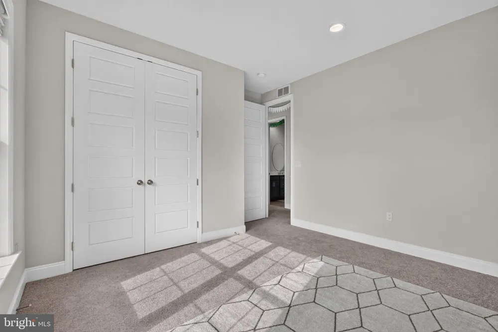 110 BITTERSWEET Mechanicsburg, PA 17050